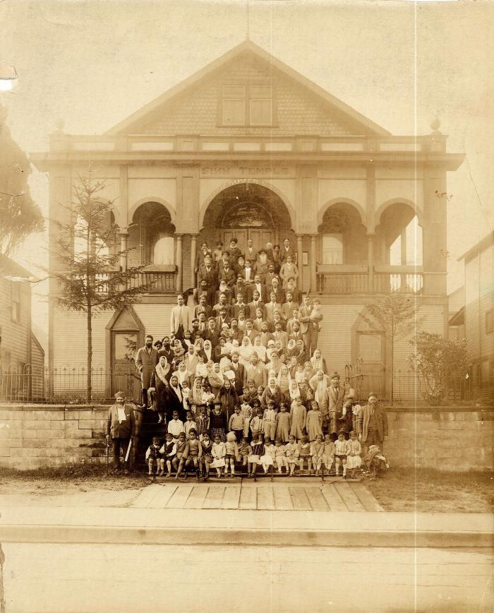 [Group of families on the steps of 2nd Avenue Temple, Vancouver]