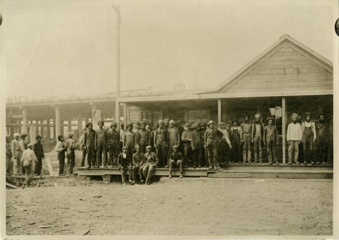 [Group photo of lumber mills workers at the Fraser Mills]