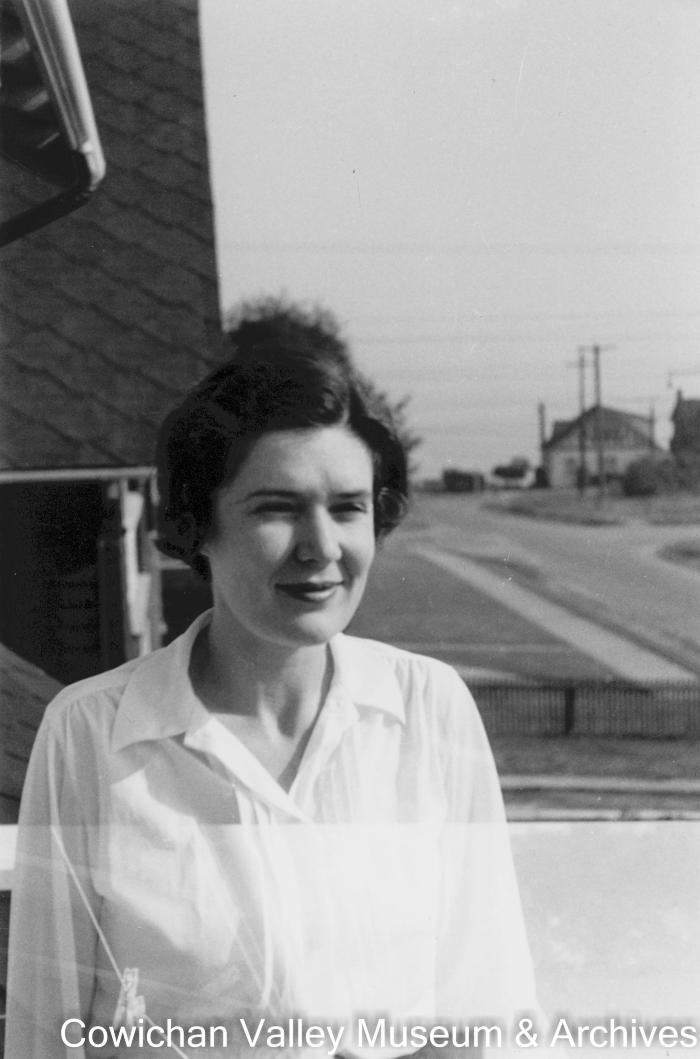 [A woman posing for a photo]