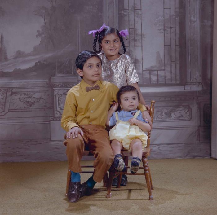 [Group photo of unidentified children]
