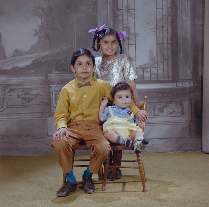 [Group photo of unidentified children]