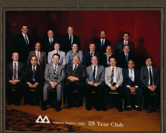[Group photo of IWA Alberni Region 1990 25 Year Club]