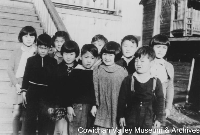 [Children outside of the Japanese Hall]