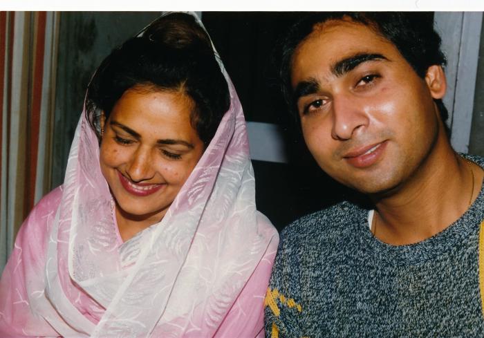 [Photo of Sukhwinder Bolla and wife]