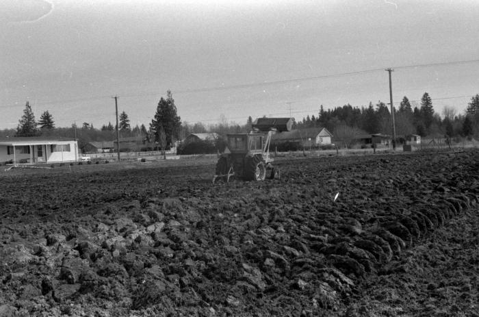 [Photo of Sarjit "Mac" Singh's farm]