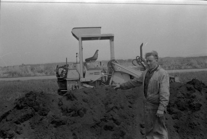 [Photo of Sarjit "Mac" Singh's farm]