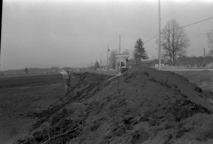 [Photo of Sarjit "Mac" Singh's farm]