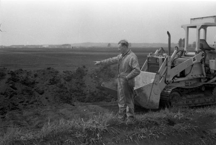 [Photo of Sarjit "Mac" Singh's farm]