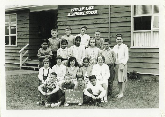 [Photo of Mesachie Lake Elementary School class]