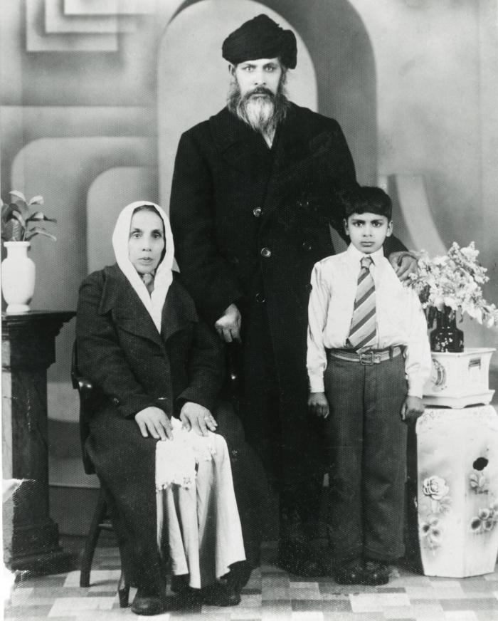 Photo of Mulan Kaur Johal, Bawa Singh Johal and Rampal