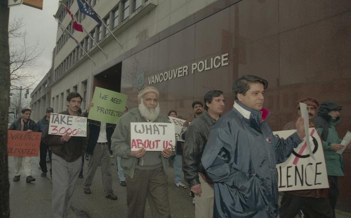 MJM grocery store : store owners protest for protection Mohammed Azghar clerk