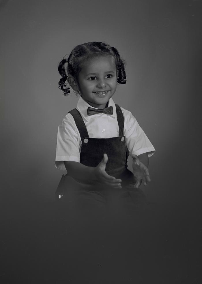 [Portrait of an unidentified child]