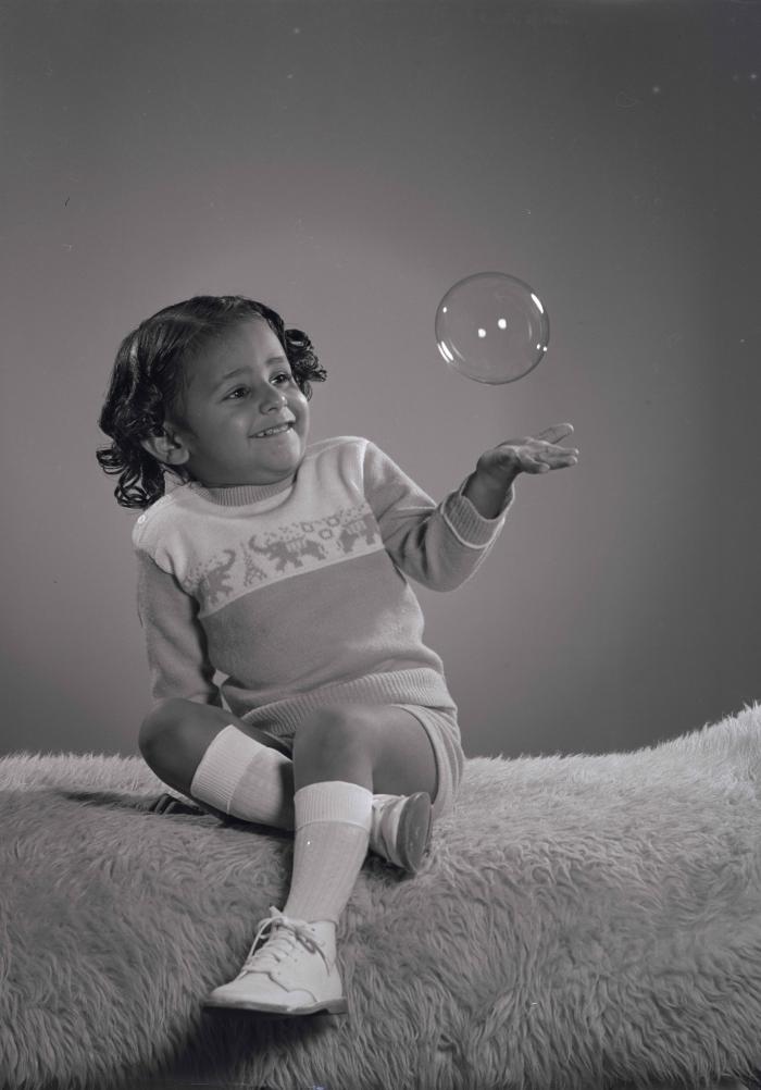 [Portrait of an unidentified child]