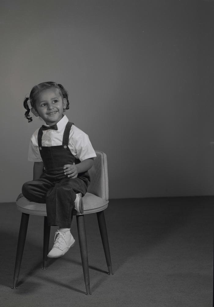 [Portrait of an unidentified child]
