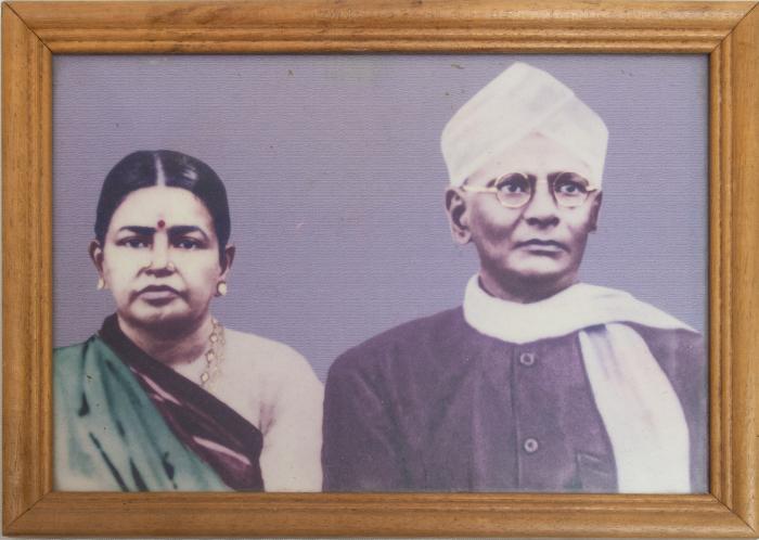 [Framed photo of a couple]