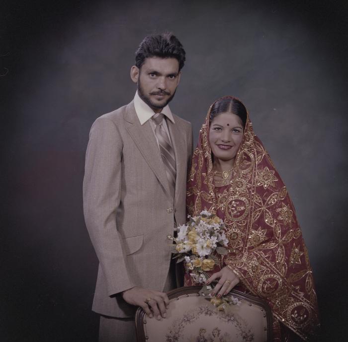 [Group portrait of an unidentified man and an unidentified woman]