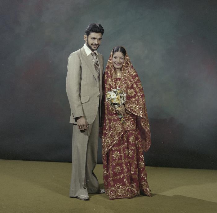 [Group portrait of an unidentified man and an unidentified woman]