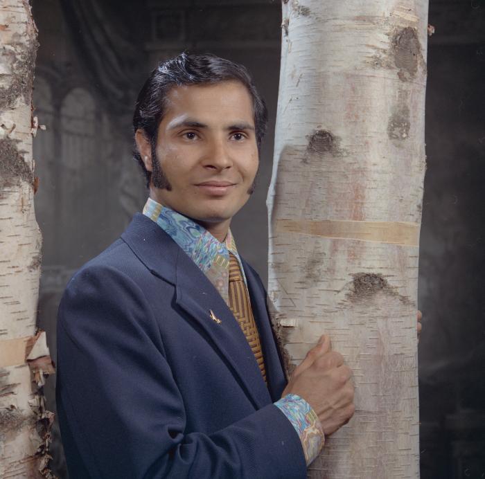 [Portrait of Harlharn Dhaliwal]