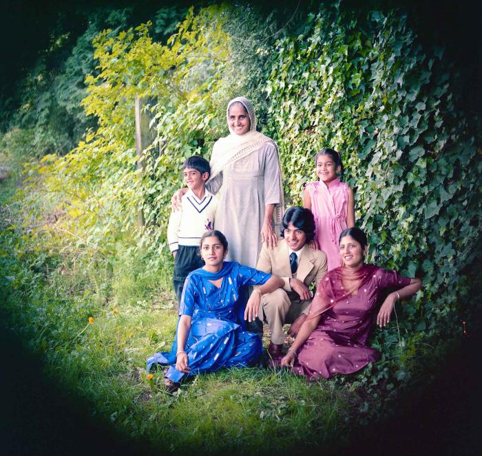 [Portrait of Rajinder Cheema with her family]