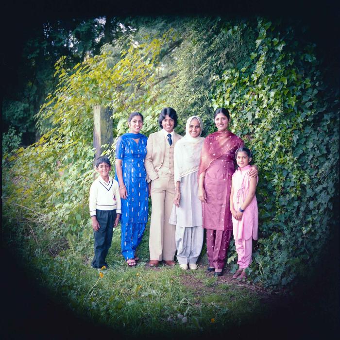 [Portrait of Rajinder Cheema with her family]