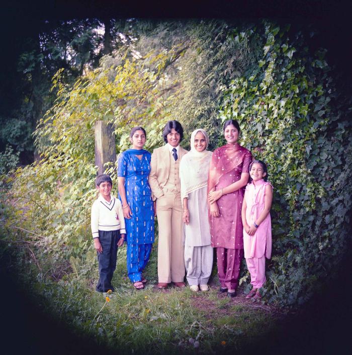 [Portrait of Rajinder Cheema with her family]