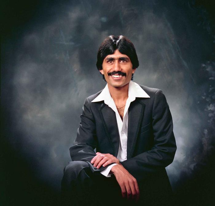 [Portrait of Pavinder Dosanjh]