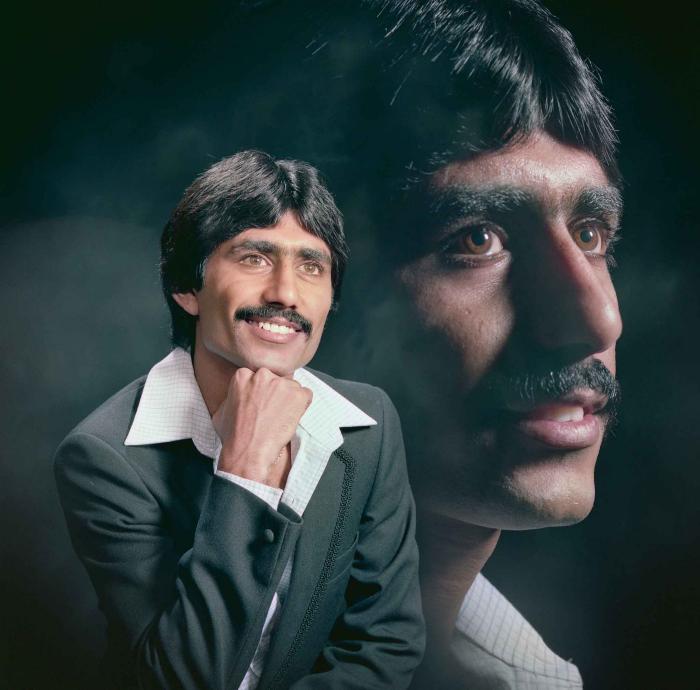 [Portrait of Pavinder Dosanjh]