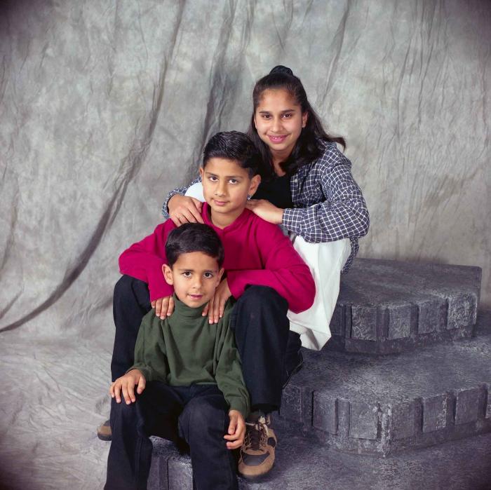 [Group photo of unidentified children]