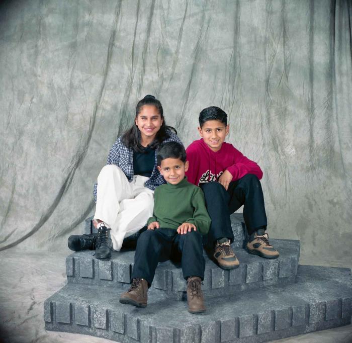 [Group photo of unidentified children]