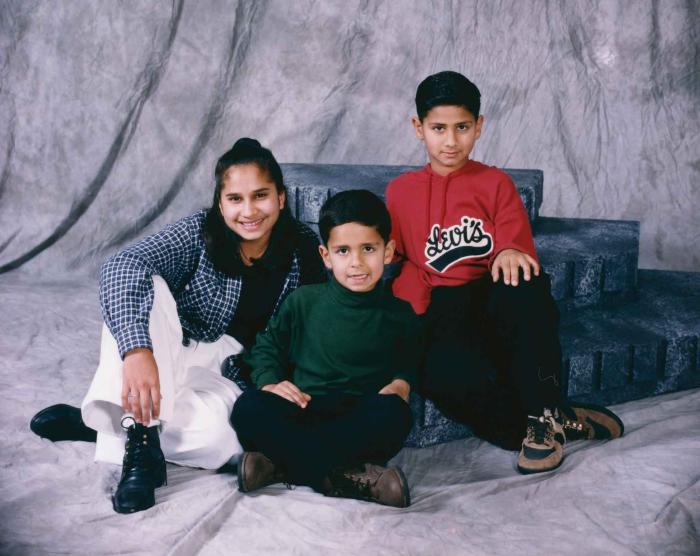 [Group photo of unidentified children]
