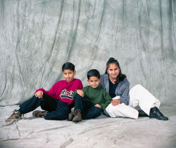 [Group photo of unidentified children]