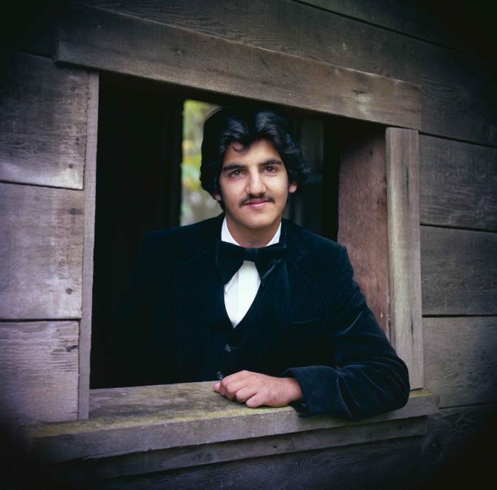 [Portrait of Paul Dhaliwal]