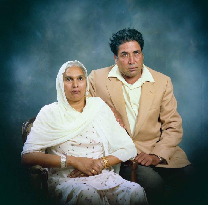 [Group photo of Gurnail Brar's family]
