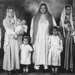 Reproduction of family photo of women & children