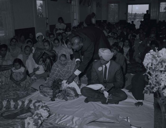 [Photo of Kahar Singh with an unidentified bride]