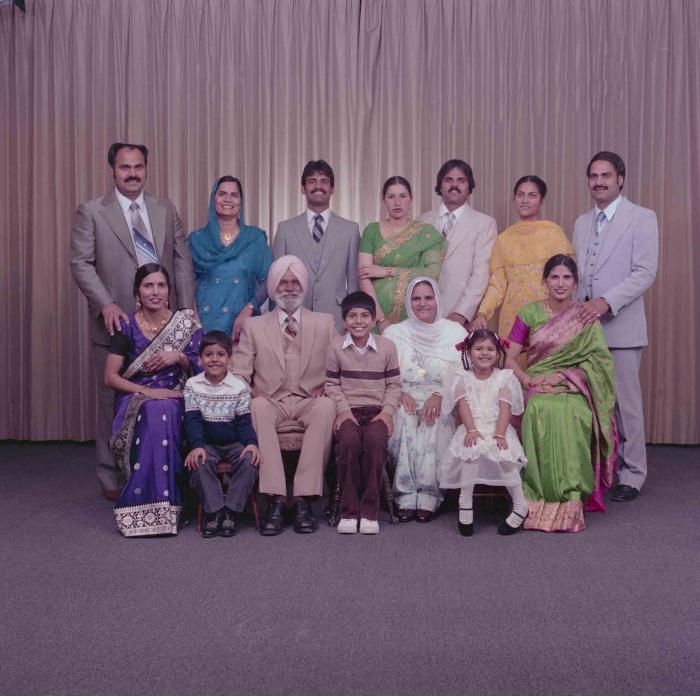 [Photo of Lahara Kingra with family members]