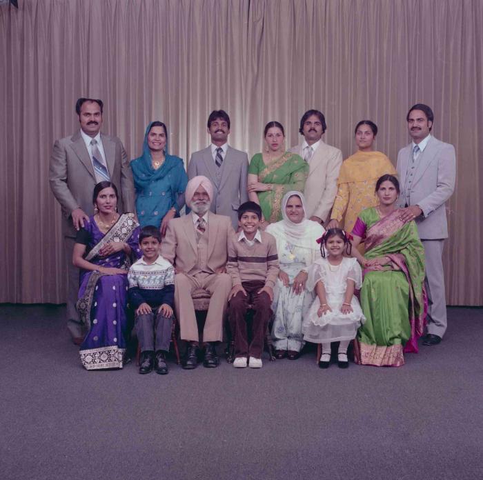 [Photo of Lahara Kingra with family members]