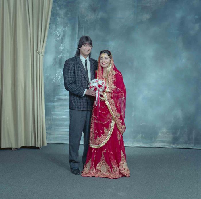 [Photo of Chani Kondolay with an unidentified woman]